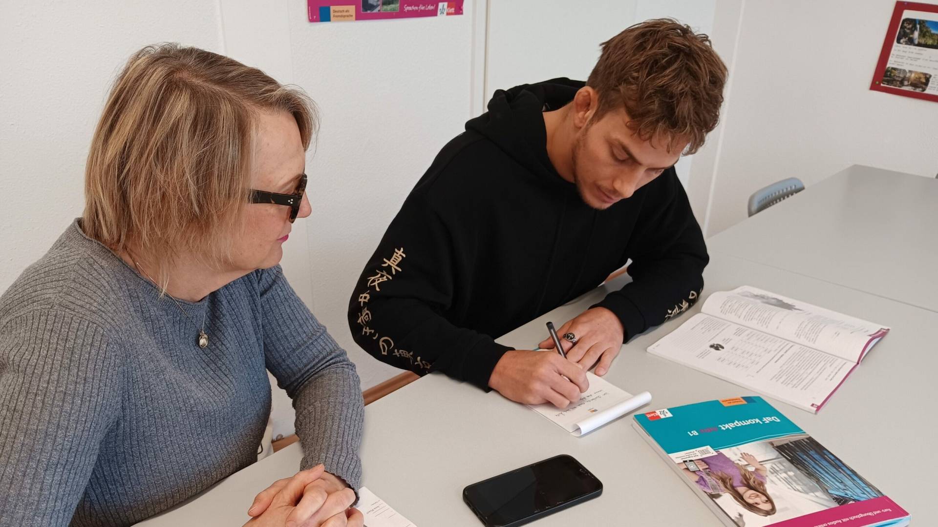 Deutsch-Intensivkurs Dank Deutsch-Intensivkurs erfolgreich an einer deutschen Universität studieren.